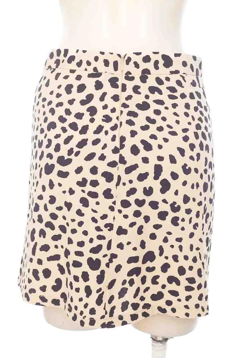Falda color Beige - Akiabara