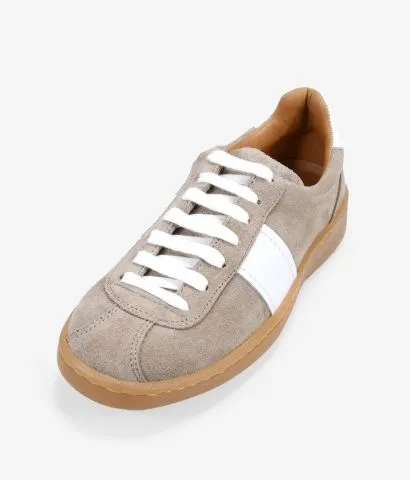 Zapatillas rojas en piel con suela caramelo